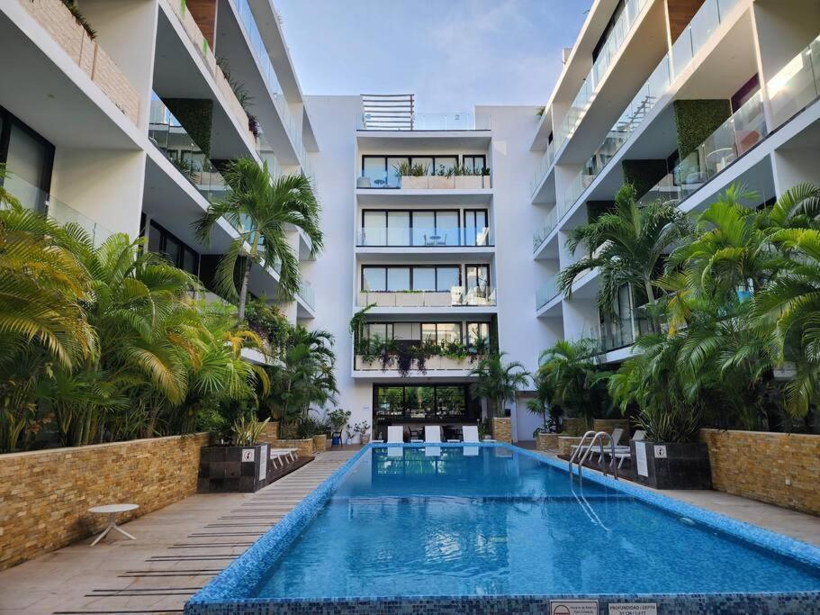 Stunning 1 Bdrm Condo Gym-Pool 10 Min To The Beach & Quinta Av Playa del Carmen Bagian luar foto