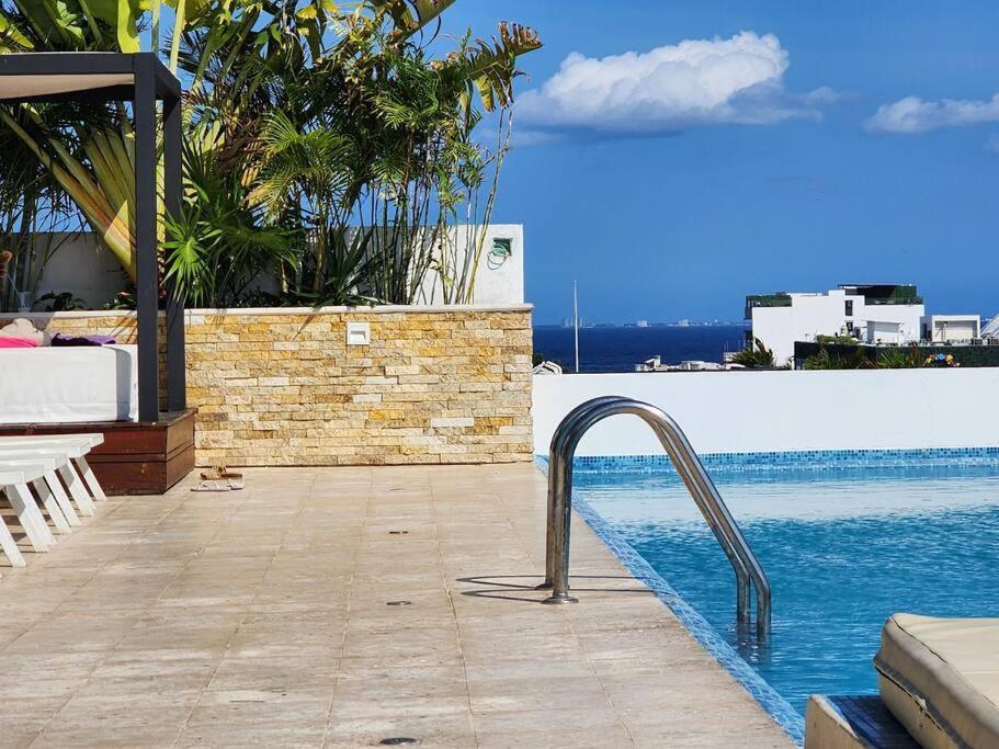 Stunning 1 Bdrm Condo Gym-Pool 10 Min To The Beach & Quinta Av Playa del Carmen Bagian luar foto